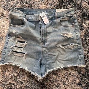 American Eagle next level high rise shorts size 16 NWT